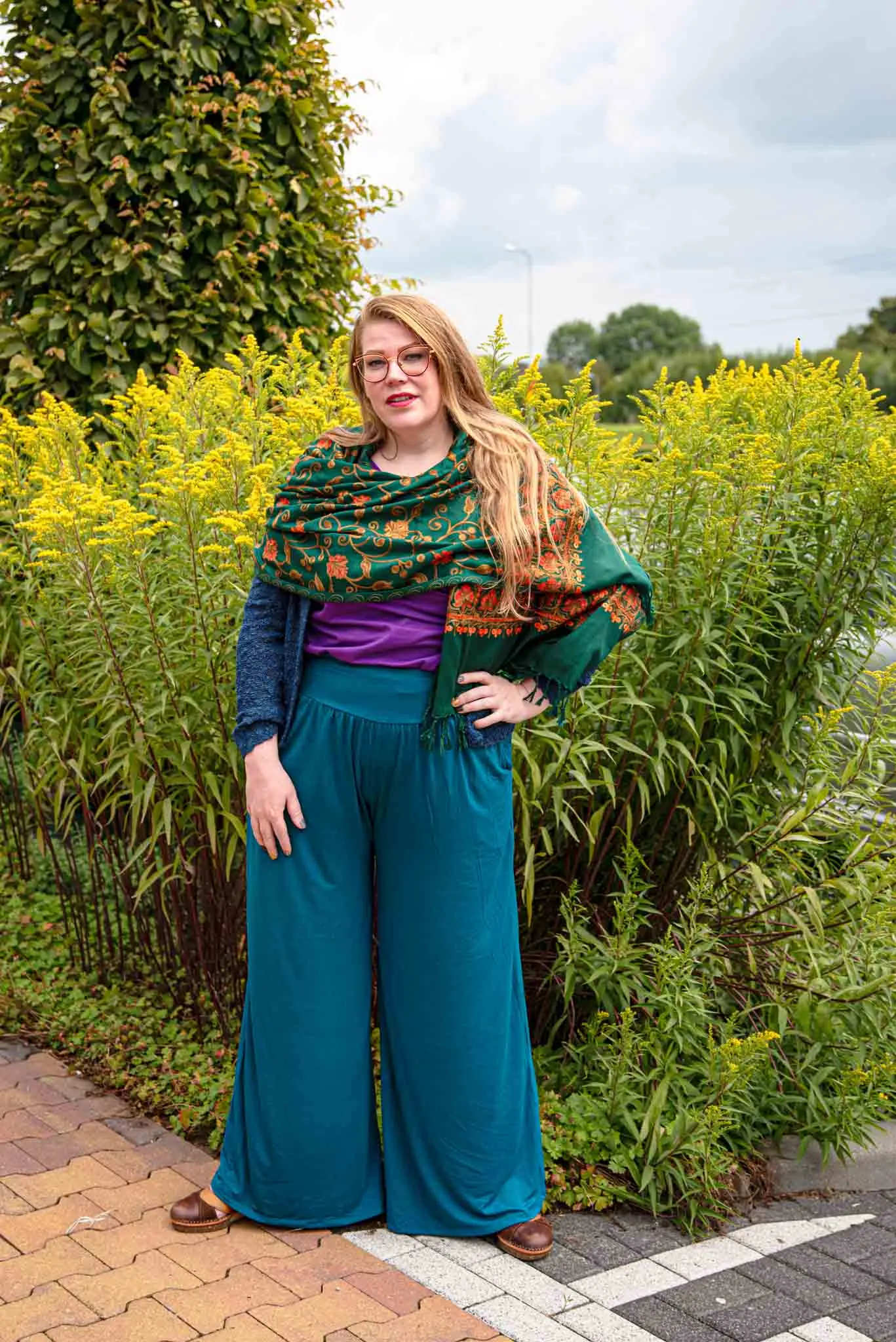 Shanila embroidery handmade scarf -Delia